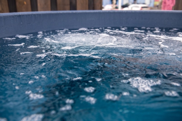 Bain Steady Flow à jets massants 4-6 places